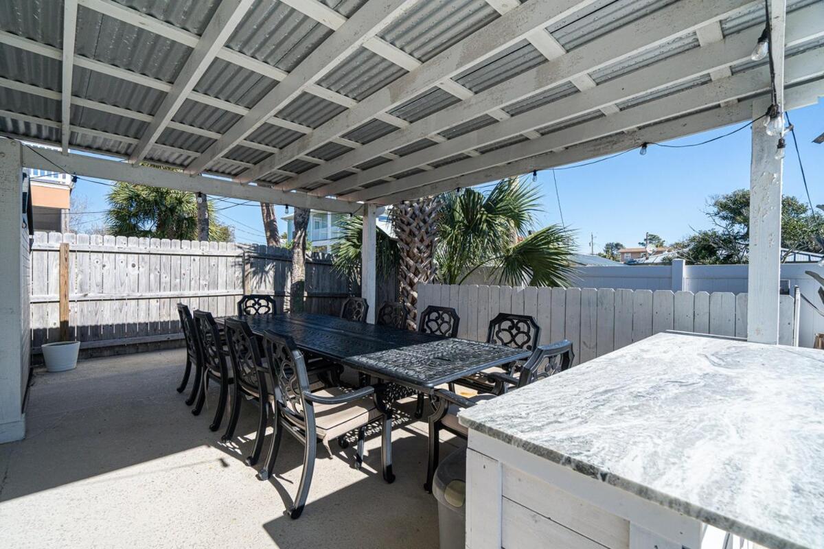 Holiday home Private Beach, Heated Pool, Gulf Front