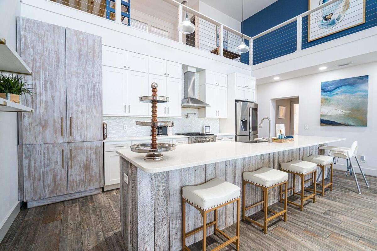 Private Beach, Heated Pool, Gulf Front