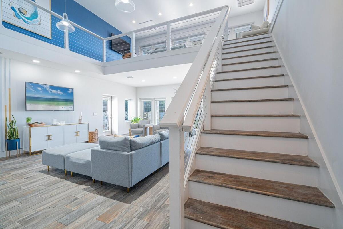 Private Beach, Heated Pool, Gulf Front Holiday home Panama City Beach